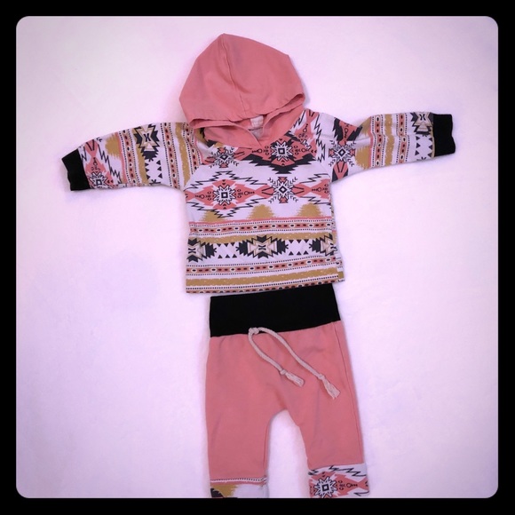 Kashoer Aztec Pink Jogger Set - Picture 2 of 5